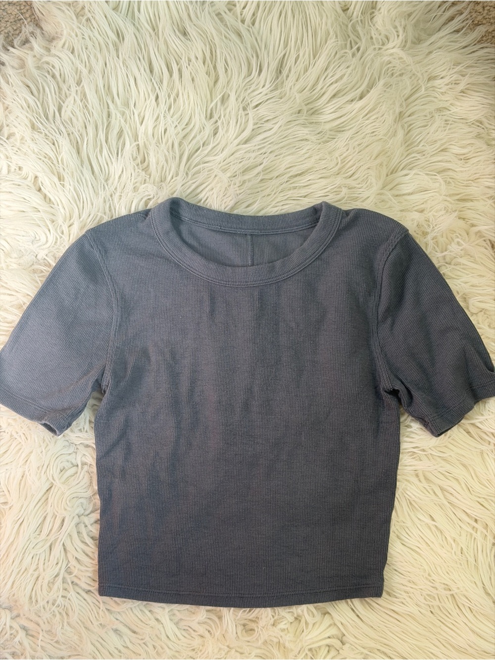 EUC Lululemon Hold Tight Straight-Hem Cropped T-Shirt 2
